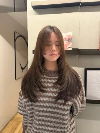 ロング matsuri /レイヤーカット𝜗のヘアスタイル