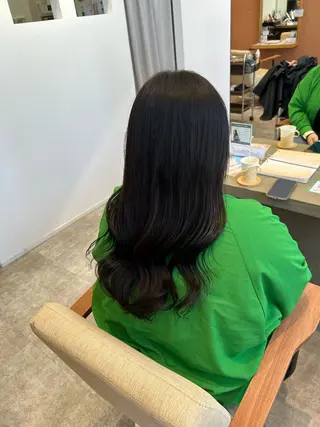 カラー リムヘアーズボウグループ所属・rim. reinaのヘアスタイル