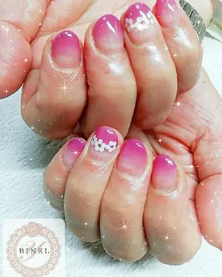 ネイル Nail Salon Y.BINELのネイルデザイン