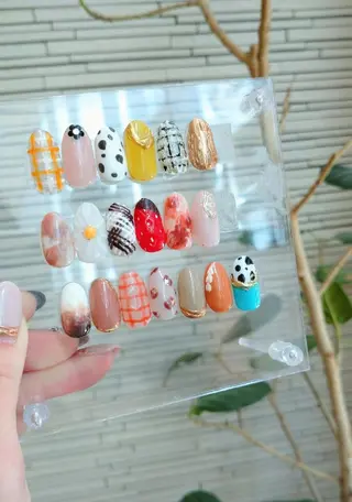 ネイル 會田 瑠衣のネイルデザイン