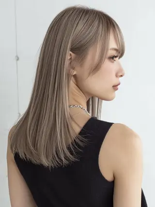 ミディアム カラー ❄️透明感ブリーチ ❄️TOWA市川のヘアスタイル