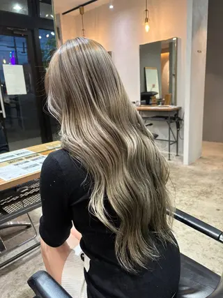 ロング 《nico》 髙橋秋花🖤🧡のヘアスタイル