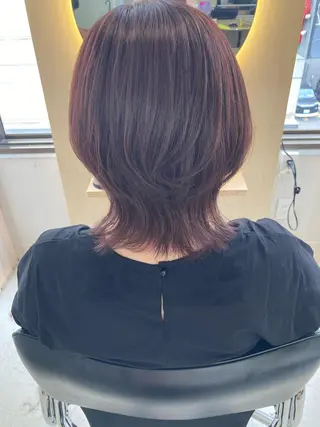 ミディアム 菅 未祐のヘアスタイル