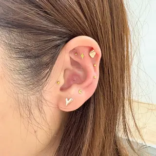 White/マツエク /まつパ/耳つぼのマツエク・マツパデザイン