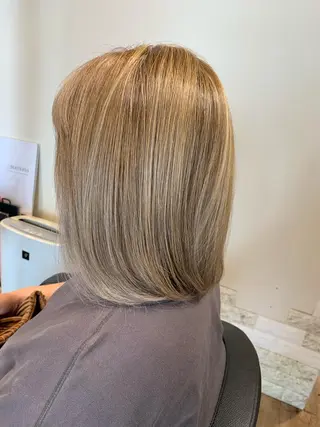 ショート カラー 大久保 隆蔵のヘアスタイル