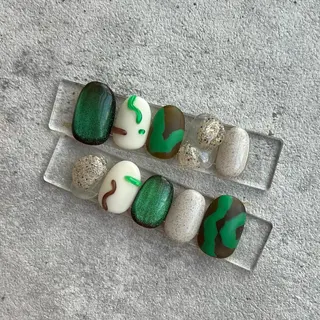 ネイル Nico所属・Nico🌛 Karenのネイルデザイン