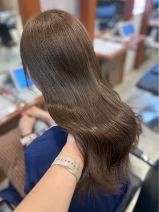 カラー CIEL 難波店所属・🎀透明感/レイヤ ー/Kotona🎀のヘアスタイル