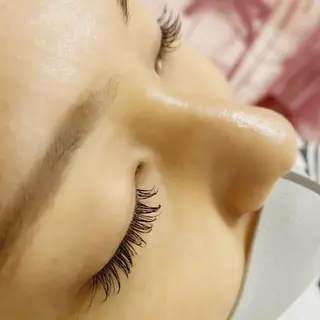 マツエク・マツパ UP yuriのネイルデザイン