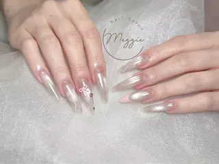 ネイル Maggie Nail🦩のネイルデザイン