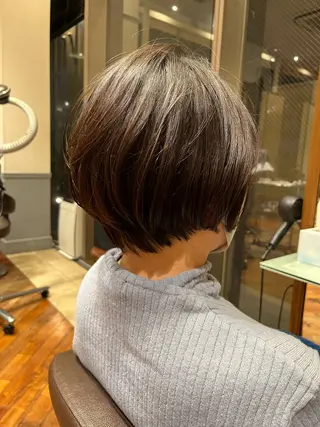 ショート ｼｮｰﾄｶｯﾄ 梅田 山下　すみれのヘアスタイル