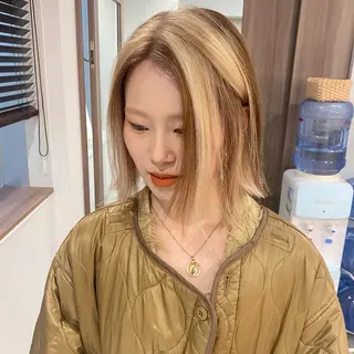 ショート little salt 渋谷店所属・akina*ブリーチ ♡トレンドヘアのヘアスタイル