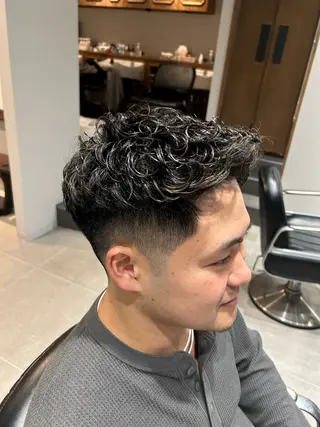 ショート パーマ メンズ GROOMERS TOKYO 渋谷店所属・山田 雅のヘアスタイル