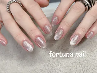 ネイル Nail •Head スパFortunaのネイルデザイン