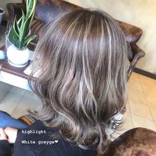 ミディアム カラー Ly   hair（リーヘア）所属・Lyhair🦊🎀 AKIのヘアスタイル