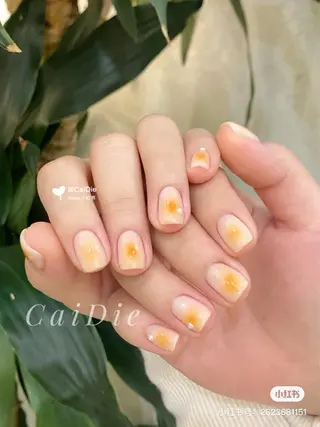 ネイル Mona【パラジェル ・長さ出し専門店】のネイルデザイン