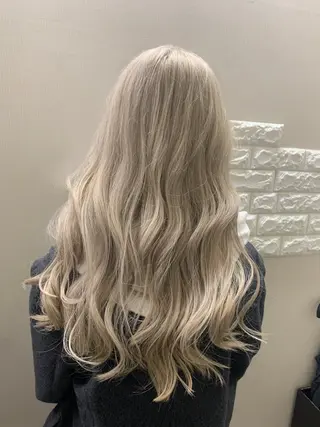 ロング カラー 酒井 美羽のヘアスタイル