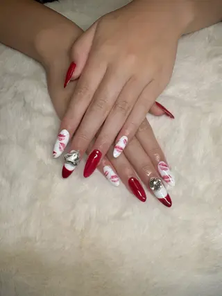 ネイル ねいる屋　Anela 美優のネイルデザイン