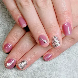 ネイル haleyume所属・shino🌟 痛ネイルのネイルデザイン