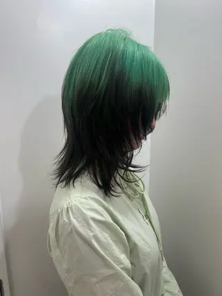 ミディアム 💥ウルフカット デザインあんな💥のヘアスタイル