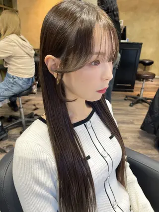 ロング カラー ヘアアレンジ 🤍清楚系 韓国レイヤー🤍拓朗のヘアスタイル