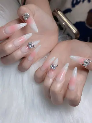 ネイル Lumi Nailのネイルデザイン
