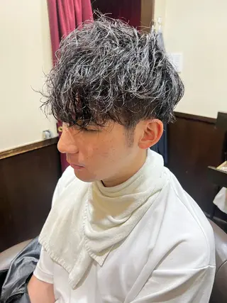 パーマ メンズ 圓子 快のヘアスタイル