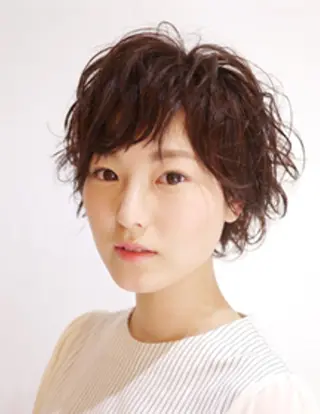 ショート EARTH検見川浜 鈴木学のヘアスタイル