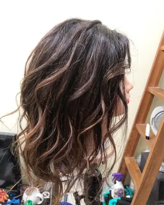 セミロング カラー Natural HAIR RESORT 【ナチュラル　ヘアーリゾート】所属・🌟ショート特化 ⭐️アオキダイチのヘアスタイル