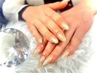 ミディアム GG houseのネイルデザイン