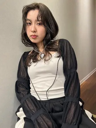 ミディアム 福岡美容室Daisy hairのヘアスタイル