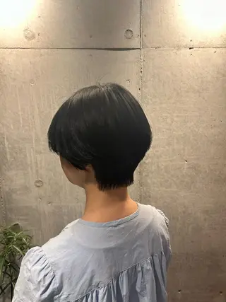 ショート カラー パーマ 👒oikawa kaede🍃のヘアスタイル