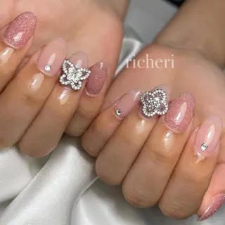 ミディアム ネイル richeri beautyのネイルデザイン