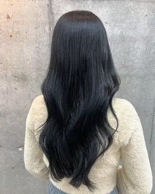 ロング カラー clore所属・透明感カラー yuraのヘアスタイル