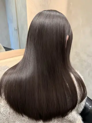 ロング L'EANE THE TOKYO所属・美顔形成カット｜青山 髪質改善｜三浦秀太郎のヘアスタイル