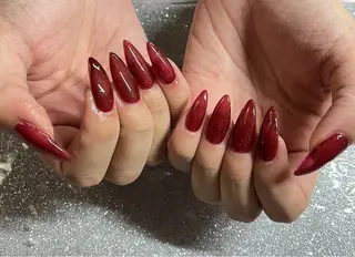 ネイル VIERU 🌈🎀💖のネイルデザイン