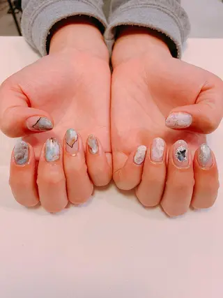 ネイル nailist kanae🦖のネイルデザイン