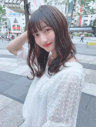 セミロング カラー パーマ ヘアアレンジ マツエク・マツパ 【公式】amble luxe池袋東口🩷のヘアスタイル