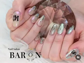 ネイル YOSHINO ♛︎BARON♛︎のネイルデザイン