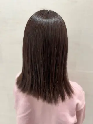 ミディアム 伊藤 アユミのヘアスタイル