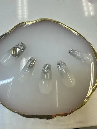 ネイル Queeens nailのネイルデザイン