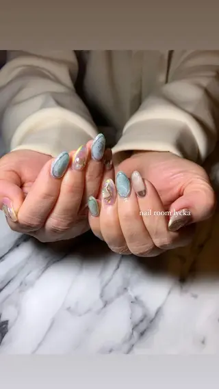 ネイル ﾈｲﾙﾙｰﾑﾘｯｶ 𝐦𝐚𝐲𝐮のネイルデザイン