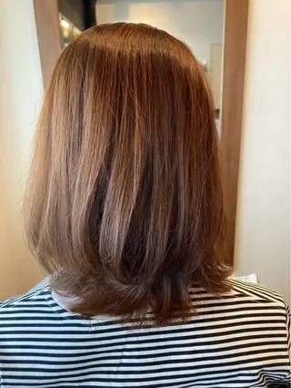 ミディアム ハイライト チエのヘアスタイル