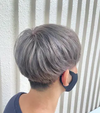 ショート カラー メンズ Kensho 京都駅 ケアブリーチのヘアスタイル