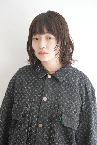 ショート カラー 祝田 巳幸のヘアスタイル