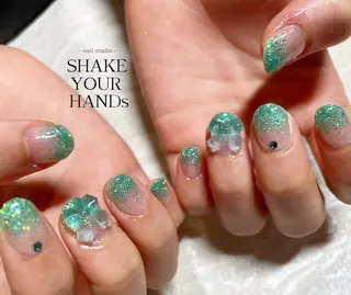 ネイル ネイルスタジオ シェイクユアハンズのネイルデザイン