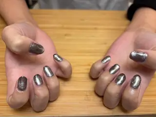 ネイル VIVA NAIL所属・自爪を傷つけない フィルイン3500円のネイルデザイン