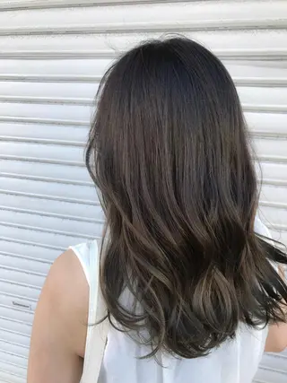 セミロング カラー 【天満1艶髪】潤艶/ 髪質改善🌹釣本竜哉のヘアスタイル