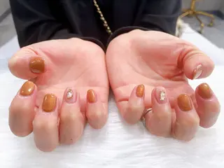 ネイル リスブラン AYUMI 🍎のネイルデザイン