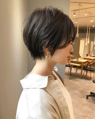 ショート 寺尾 綾乃のヘアスタイル