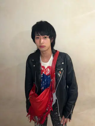 カラー メンズ ハイトーン/ピンク カラー/めい🎀のヘアスタイル